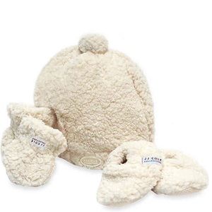 JJ Cole Bundle Me hat/mitten/booties set 0-6 mo.